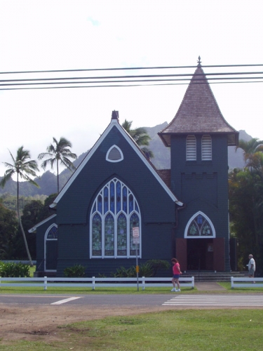 hanalei-pretty_church_in_total.jpg