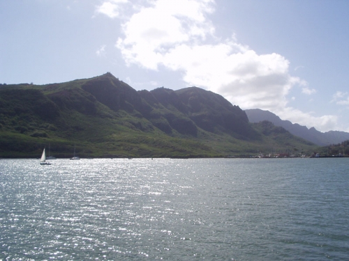 lihue-nawiliwili_harbor.jpg