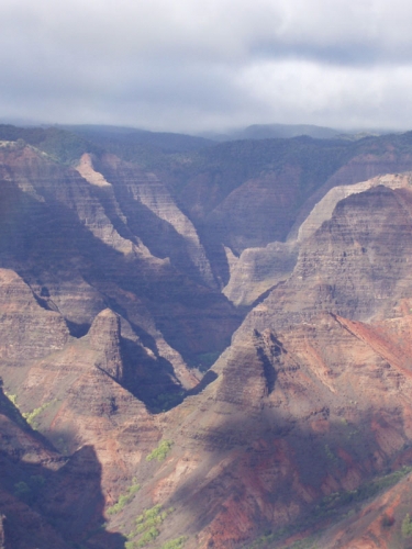 waimea_canyon-banded_canyon.jpg
